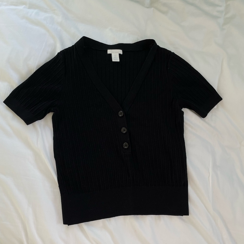 hm simple top with buttons